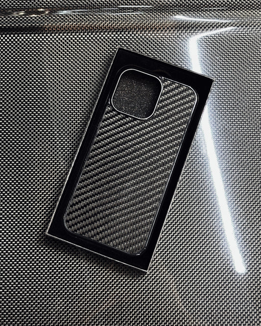 Case Fibra de Carbono iPhone Magsafe
